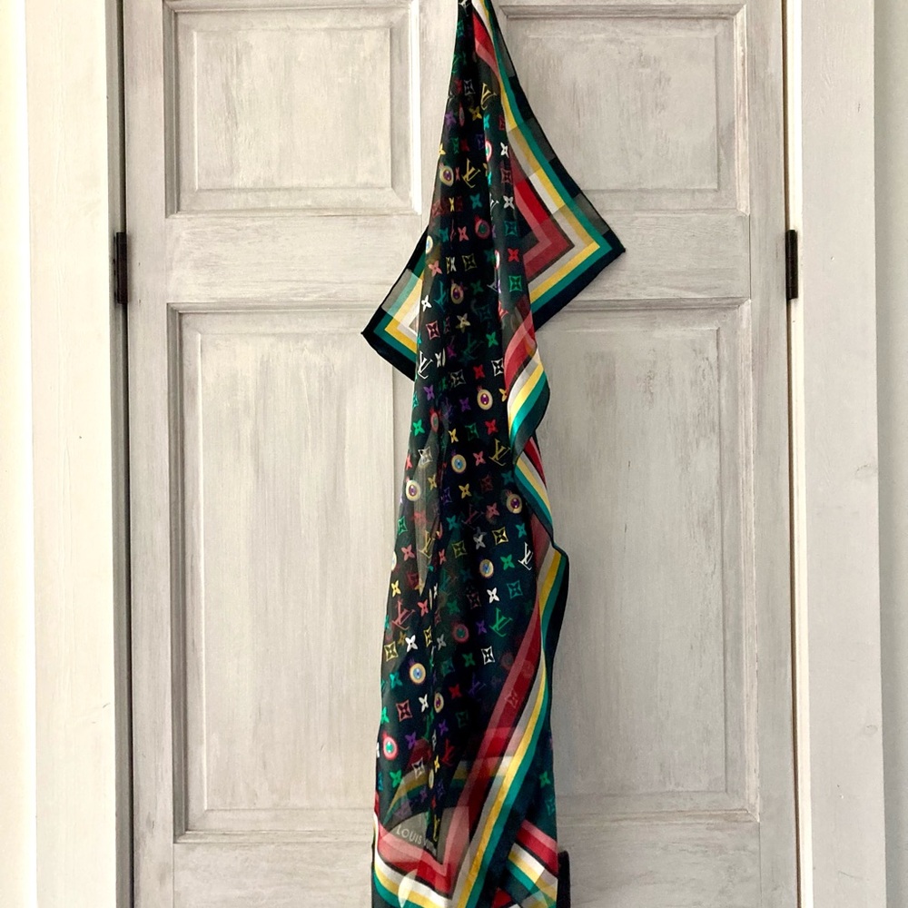 Monogram Scarf- Multicolor oversized - Picture 2 of 4